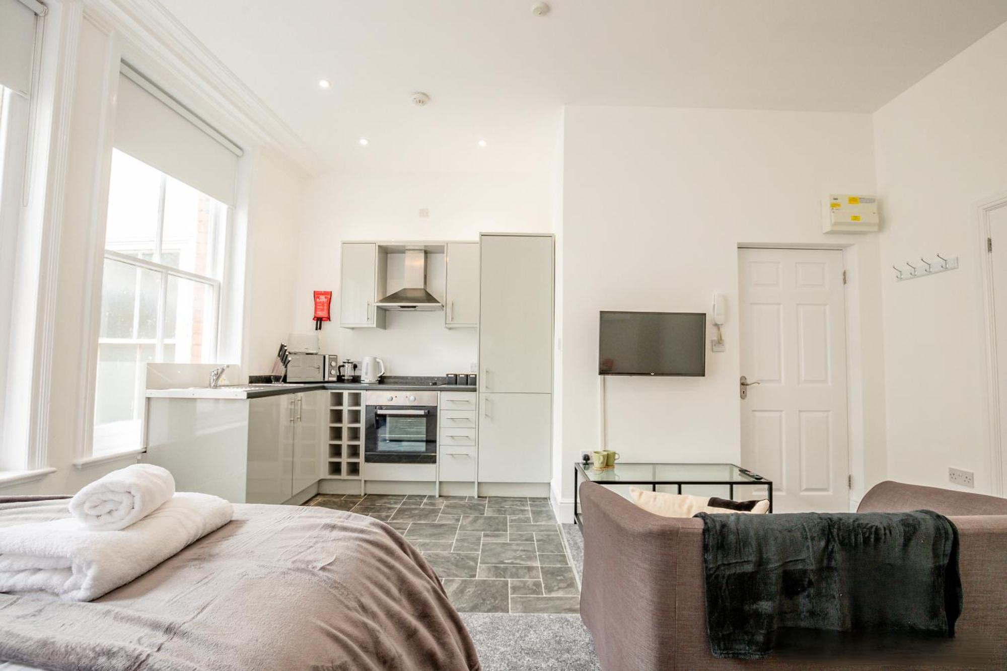 Guest Homes - The Station Studio Worcester Exterior foto